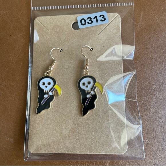 GRIM REAPER NEW HALLOWEEN EMO PUNK GOTH DROP DANGLE EARRINGS - Picture 1 of 2